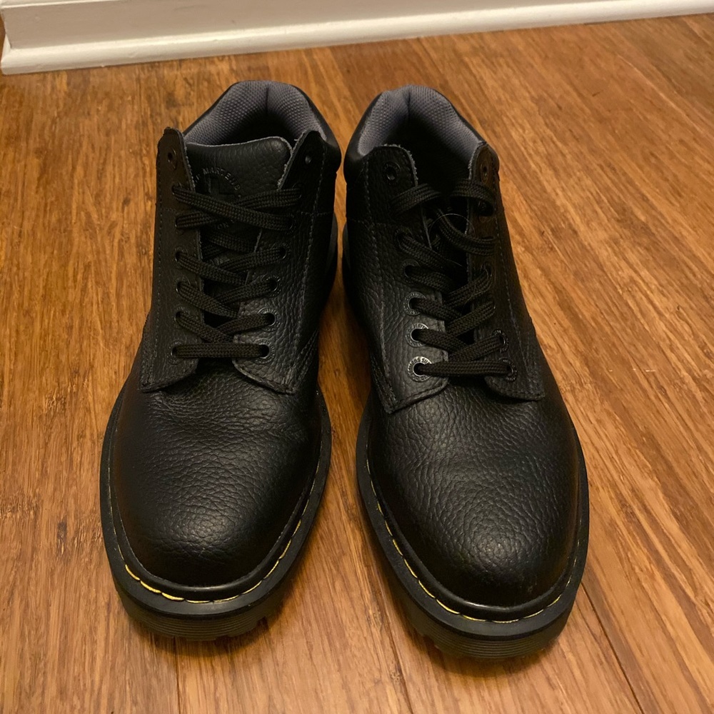 Doc Martens Harrisfeild Black leather Ankle Boots